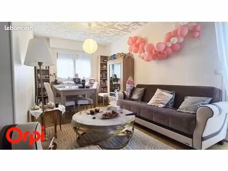 appartement 5 pièces 90 m²