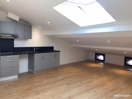appartement t2 au centre du village de lafrançaise