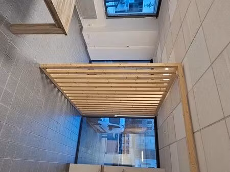 appartement t2 refait à neuf – centre de lalouvesc – 350/mois