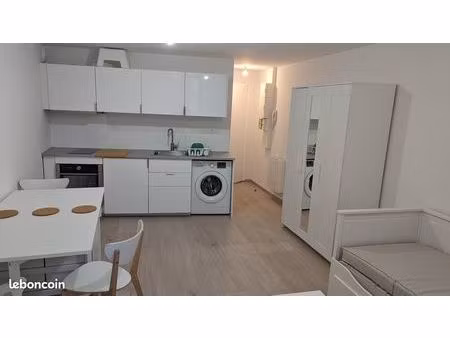 studio meublé et equipé centre de privas