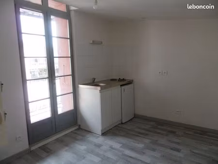 t1 bis avec balcon libre de suite