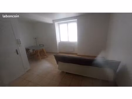studio meuble