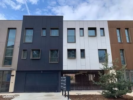 à vendre - bureaux + parking 46m2 - pôle médical et paramédical