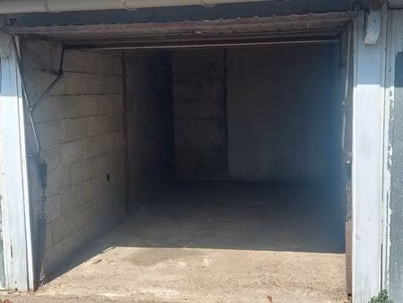 box garage