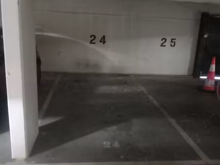 parking prive a montreuil