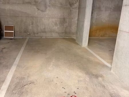 ◊ place de parking sécurisée à louer – le blanc-mesnil