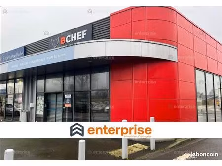 local 132 m²