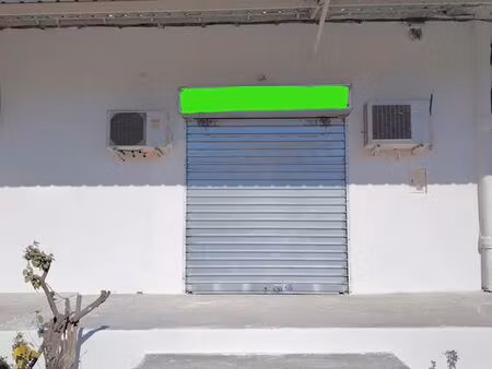 loue local 100 m2