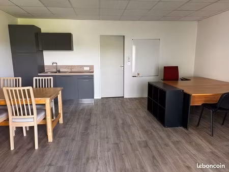 local d’activité 140 m² – artisan / stockage / activité – marcilly d’azergues