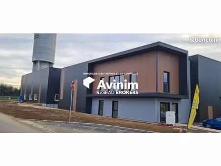 local 422 m² montivilliers