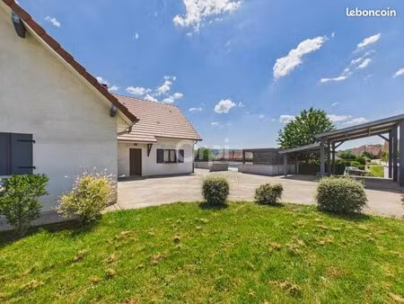 maison 6 pièces 198 m²
