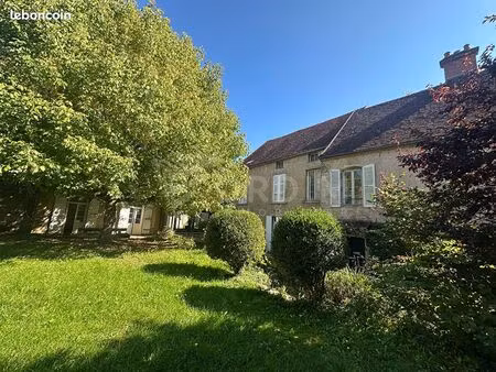 maison 7 pièces 175 m²