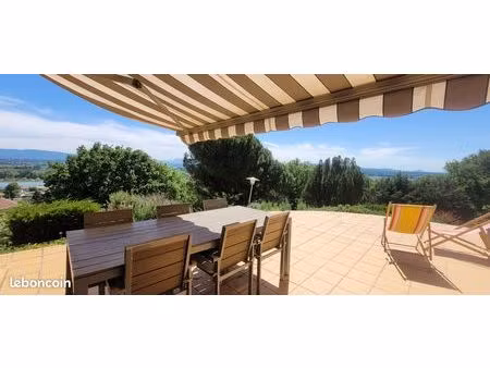 maison rénovée 234 m² avec vue panoramique – dpe c avec ges a – terrain 3400 m² – 15 min v