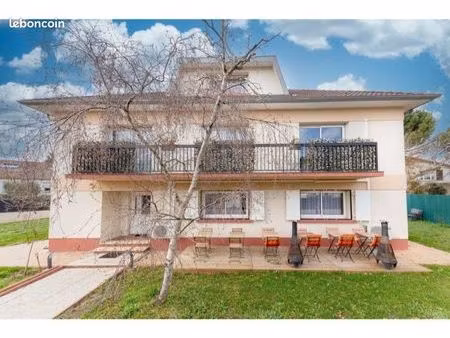 investissement locatif – 236 m² sur 750 m² de terrain