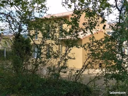 villa 5 pièces 115 m²
