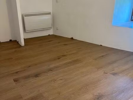 maison en location  libre