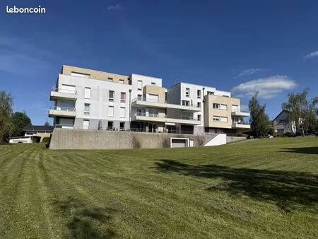 appartement 3 pièces 69 m²