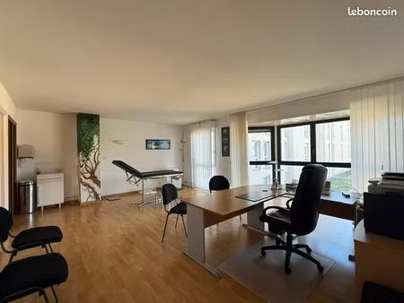exclusivité - appartement f4 en résidence plein centre à usage professionnel ou habitation
