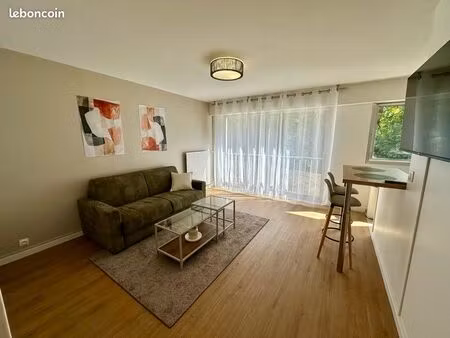 studio 30 m² entièrement rénové – meublé – rouen centre / darnétal