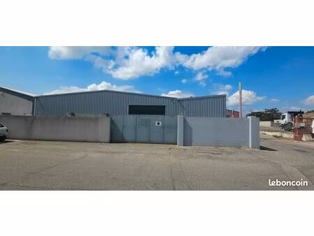 à louer – local d'activité / entrepôt de 500 m² – sorgues  za du fournalet