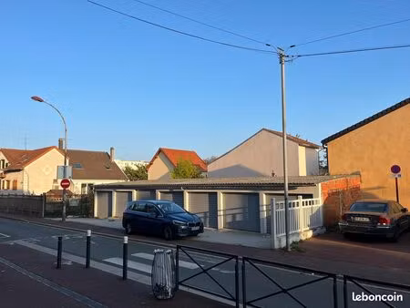 box à louer - centre ville bezons - rue alexandre blanc