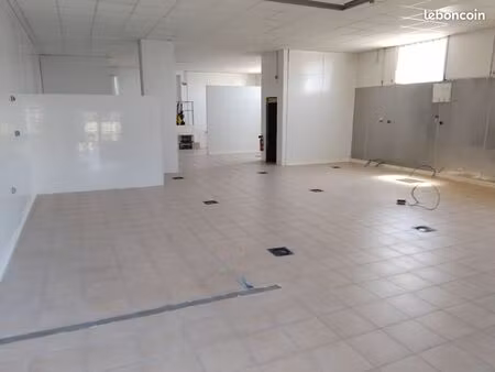 location local commercial 150m2