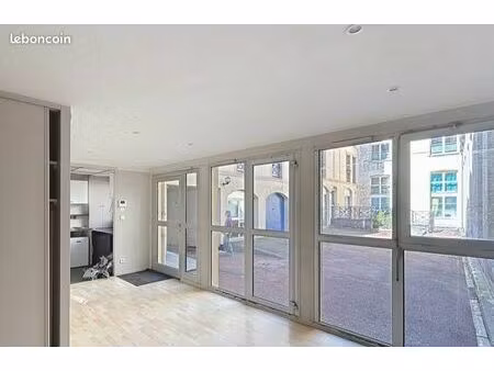 local professionnel / bureaux
