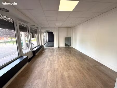 location pro | local commercial | 98 m² | rouen