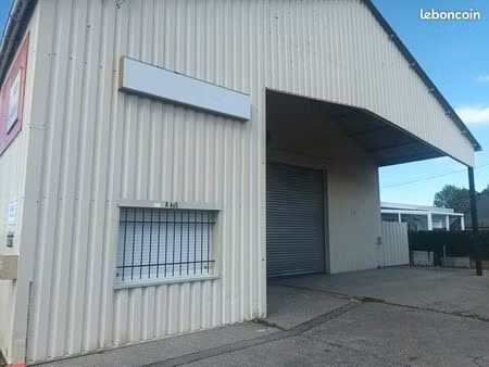 local d'activite 330 m² saint-nicolas-d'aliermont