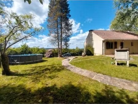 maison au calme avec beau terrain