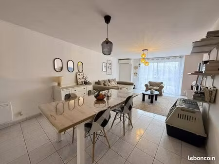 maison 8 pièces 209 m²