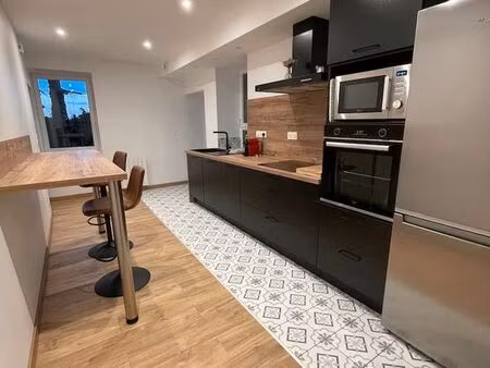 location maison de village meublé