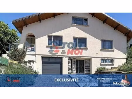 propriété 7 pièces 135 m²