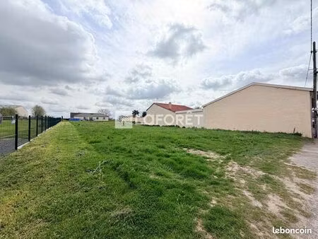 terrain 1 341 m² cauroy