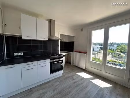 appartement 3 pièces 76 m²