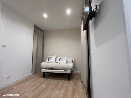 studio meublé refait à neuf
