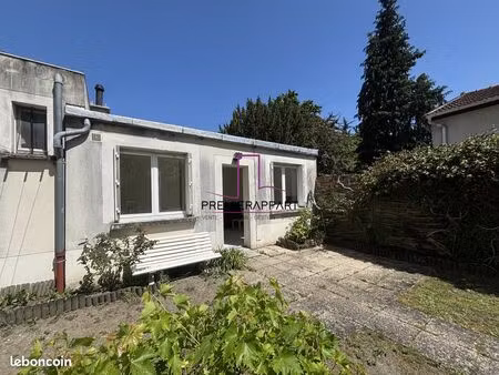 studio 1 pièce 23 m²