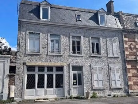 immeuble 325 m² givet