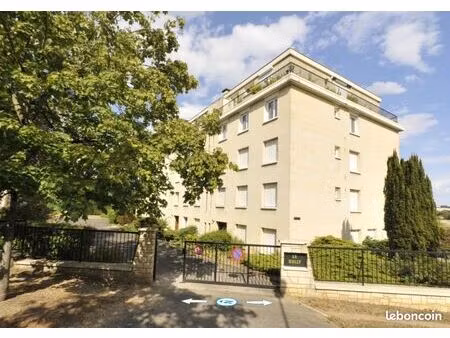location t1 maisons laffitte