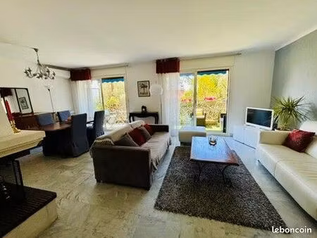 appartement à sanary