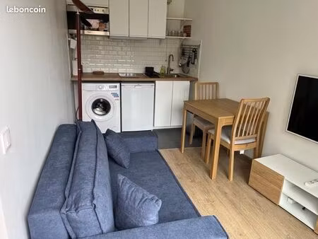 appartement 2 pièces meublé refait à neuf - parking inclus - disponible à partir 25/06