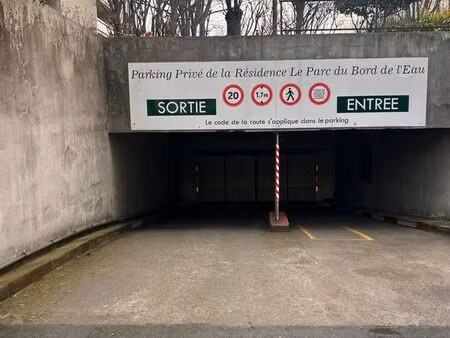 vends place de parking