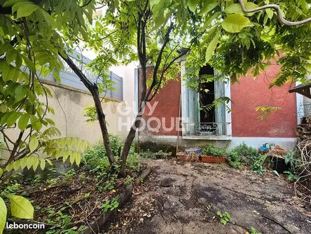 maison 1 pièce 13 m²