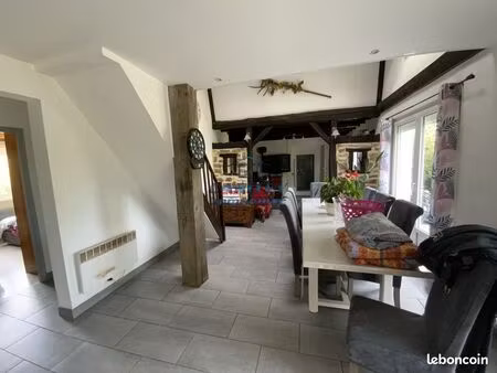 maison 5 pièces 186 m²