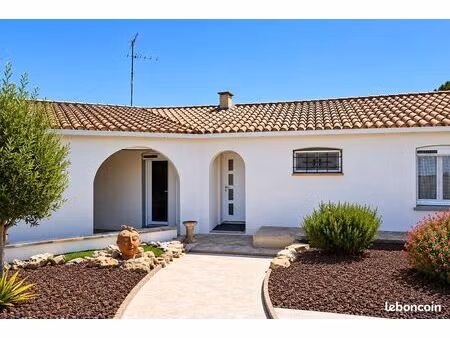 villa 4 pièces 110 m²
