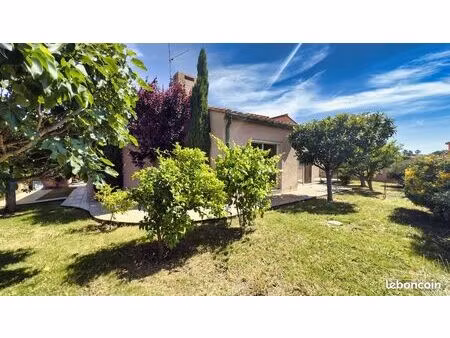 villa 4 faces  plain-pieds  5 pièces  130m2