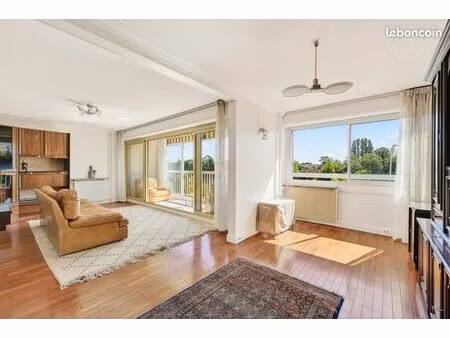 appartement 4 pièces 90 m²