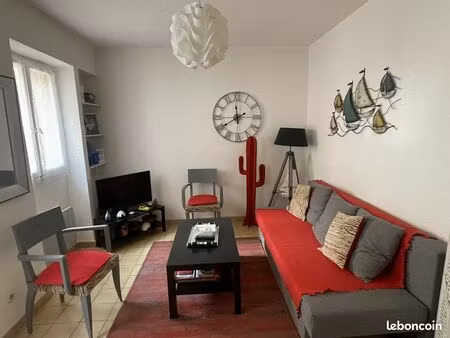 appartement meublé - centre île-rousse