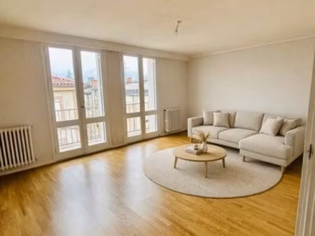 appartement t3 traversant – dernier étage – viager libre - loué - 32000