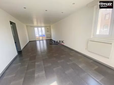 appartement 5 pièces 93 m²